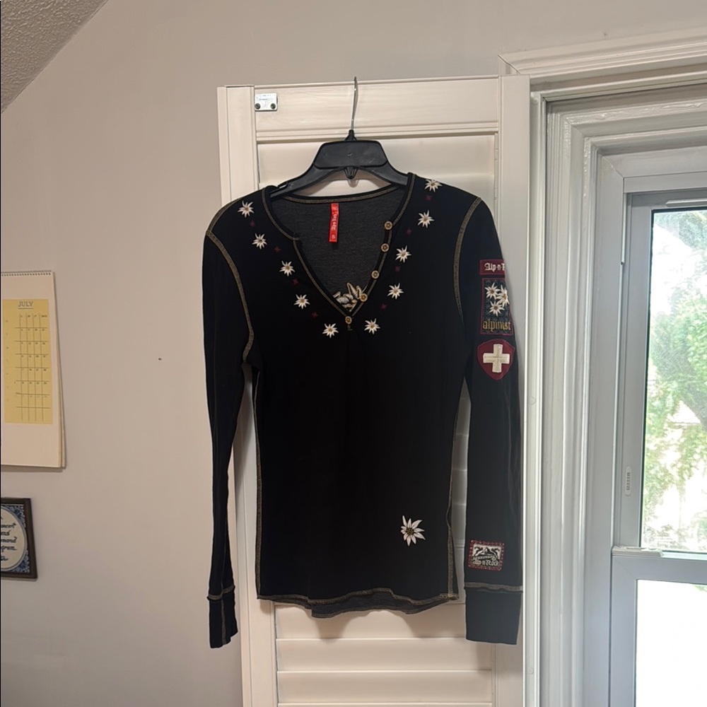 Alp N Rock Charcoal Gray Top with Gold Stitching